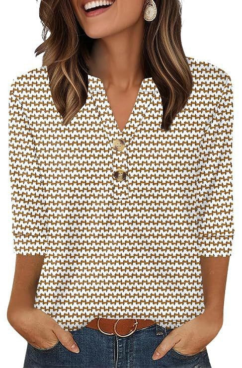 2026 Western-Style Women's Plus-Size Knitted T-Shirt — Loose Fit, V-Neck, Button Details, 3/4 Sleeves