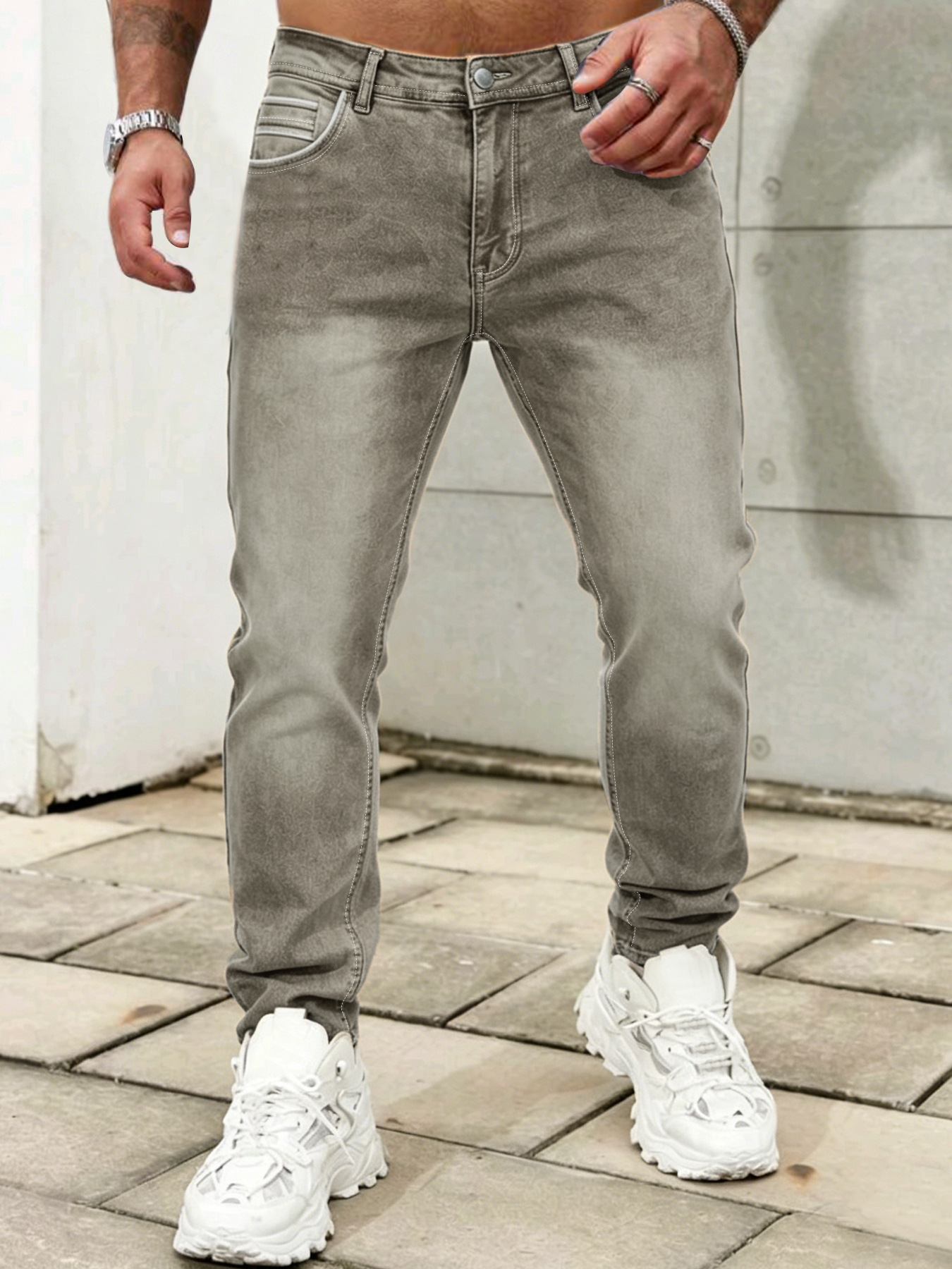 Hot-selling Men's Slim Fit Straight Leg Jeans in Dark Brown with Personalized Leather Patch Design
