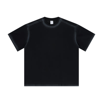 Men's T-shirt solid color spray painted and washed with water to make old T-shirt