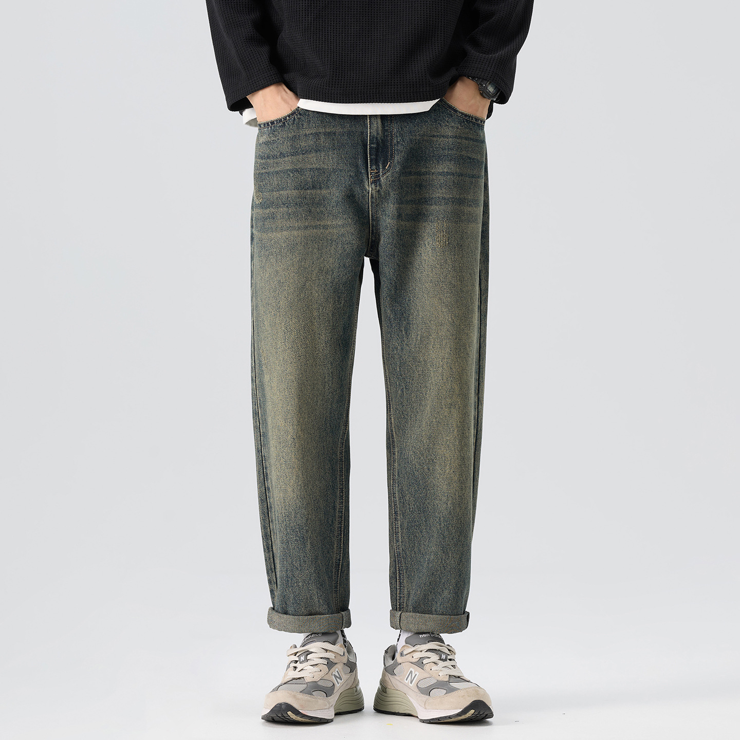 Hot-selling men's clothing, new style for all seasons, men's loose-fitting retro jeans